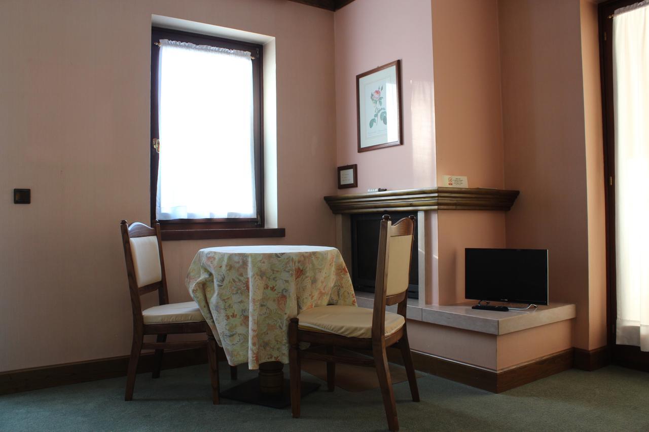 Hotel La Lepre Bianca Gallio Luaran gambar