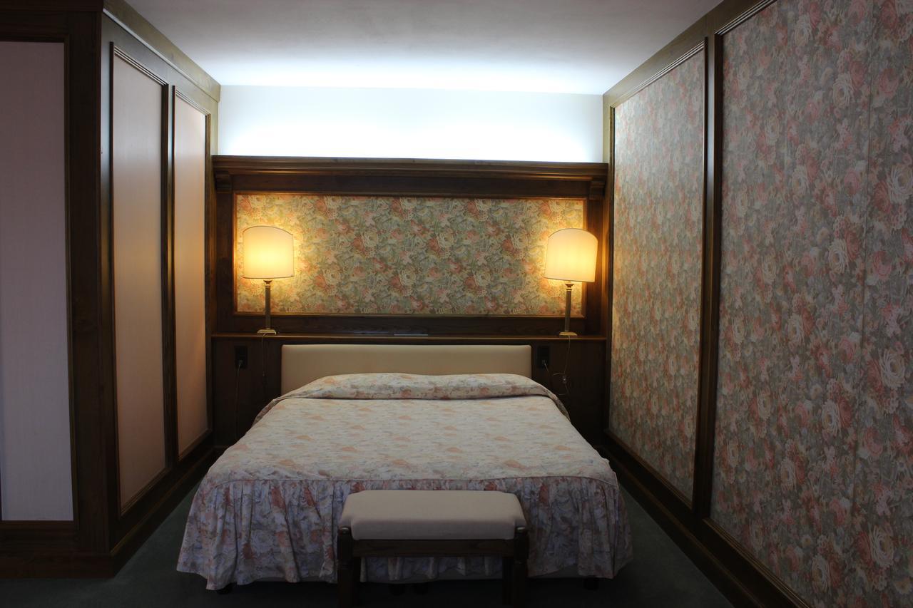 Hotel La Lepre Bianca Gallio Luaran gambar