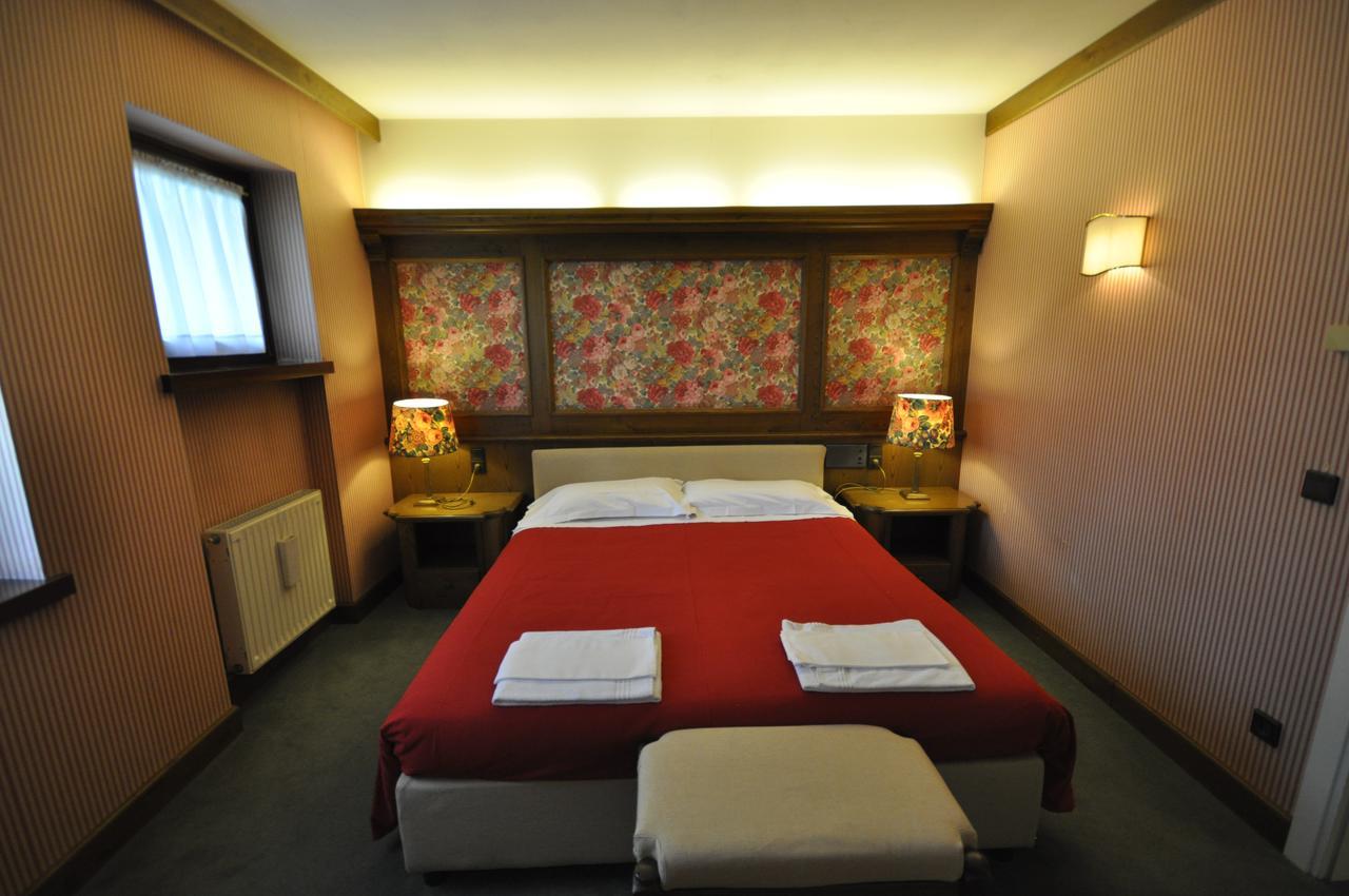 Hotel La Lepre Bianca Gallio Luaran gambar