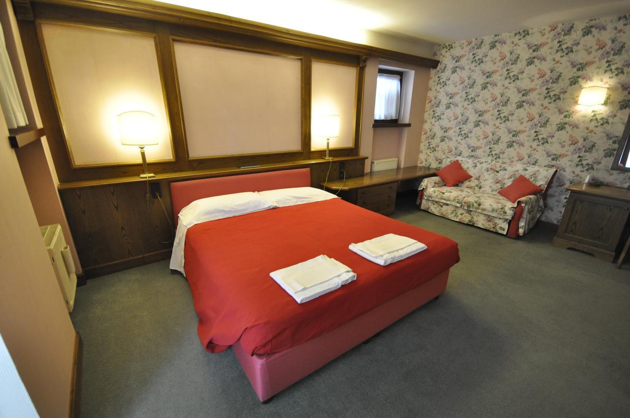 Hotel La Lepre Bianca Gallio Luaran gambar