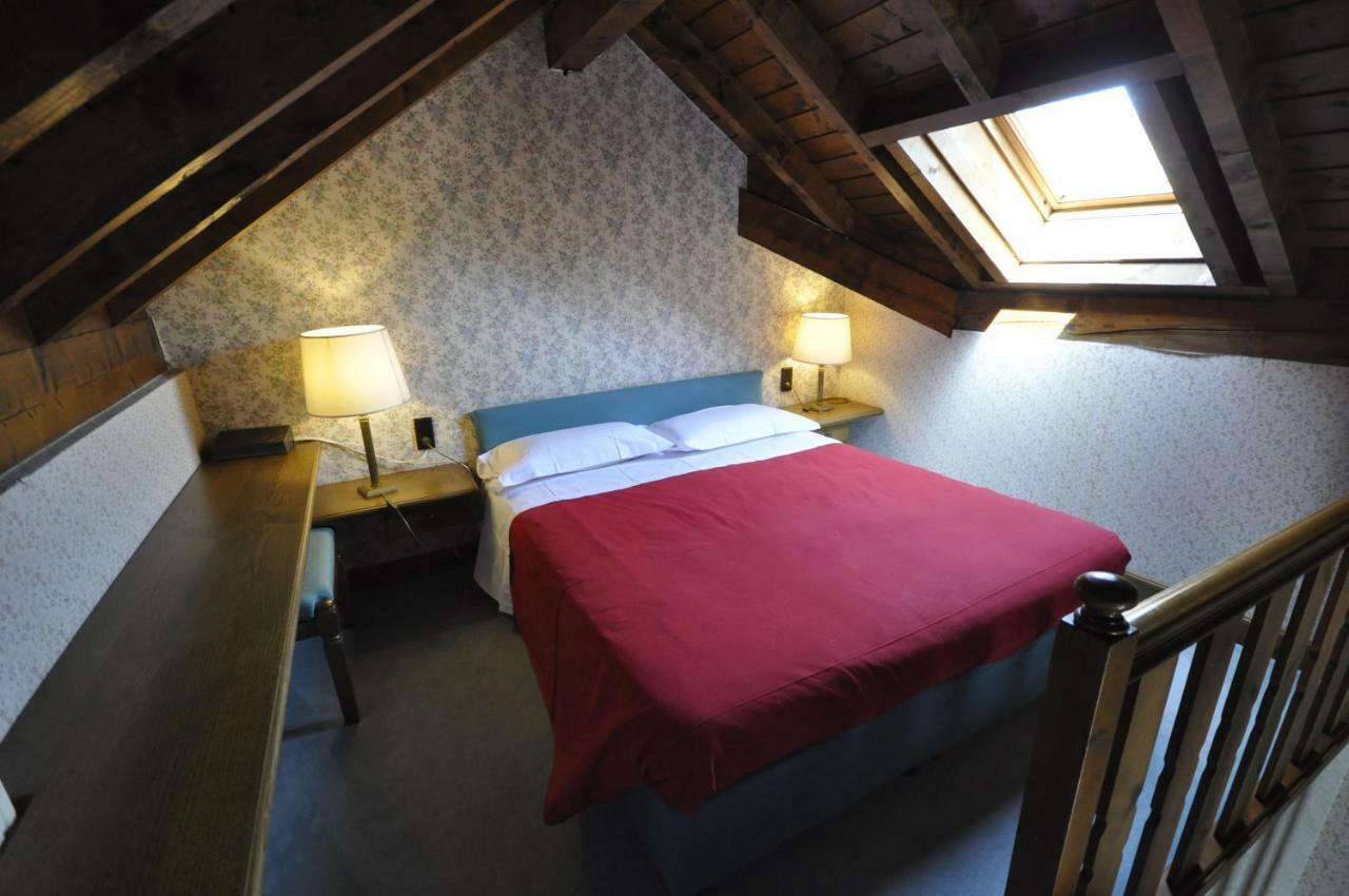 Hotel La Lepre Bianca Gallio Luaran gambar